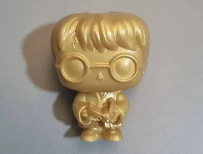 Funko Kinder Joy Harry Potter Dourado