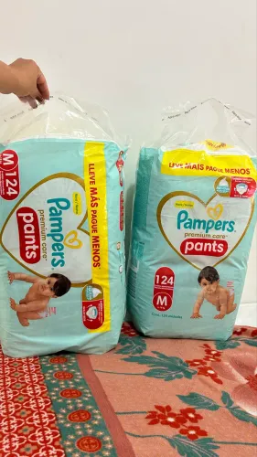 124 Fraldas M Pampers Pants shortinho 