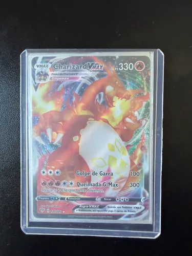 Carta Pokémon Charizard Vmax