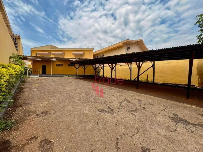 Casa Comercial para Venda e Locação com 06 Salas no Bairro Jardim Sumaré em Ribeirão Preto