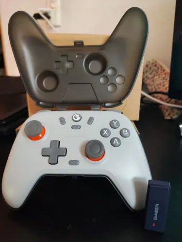 Controle Gamer Gamesir - Novo 