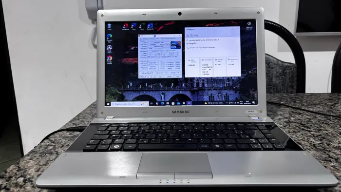 Notebook Samsung i5 560m 2.67 ghz c turbo 3.2 c ssd 120 c 6gb ( lindo note boa fluidez )