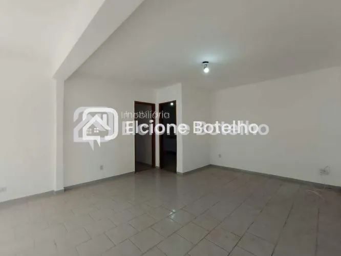 Casa residencial com 3 quartos e piscina para aluguel no Santa Monica, Uberlândia