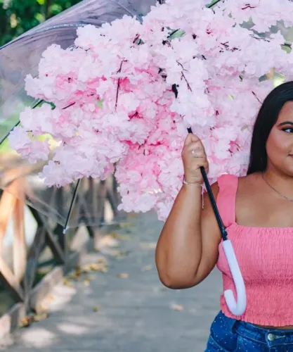 SOMBRINHA COM FLORES CEREJEIRAS