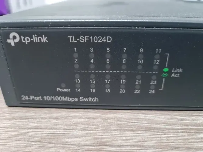 Vendo Switch 24 portas TP-Link 10/100