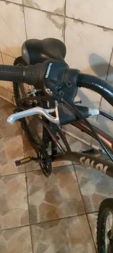 Bicicleta CALOI 400 NOVÍSSIMA 21 MARCHAS KIT SHIMANO ALUMÍNIO