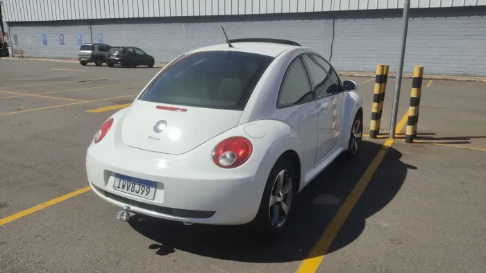 Volkswagen New Beetle 2.0 MI Mec./aut. 2009