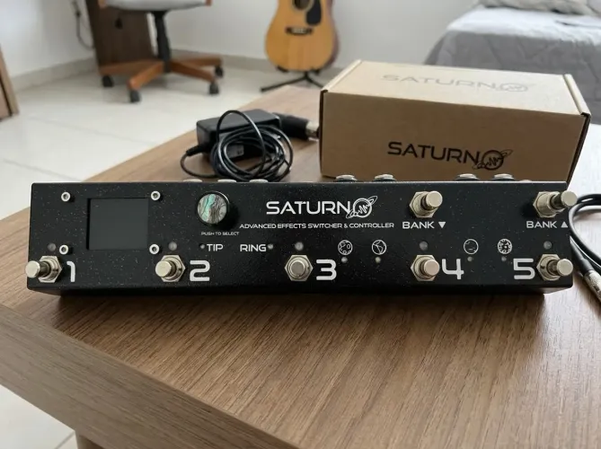 Controladora MIDI Saturno Supernova MK2 - Nova / Impecável?