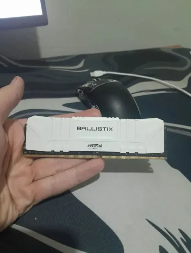 Memória Ram DDR4 BALLISTIX 3000mhz
