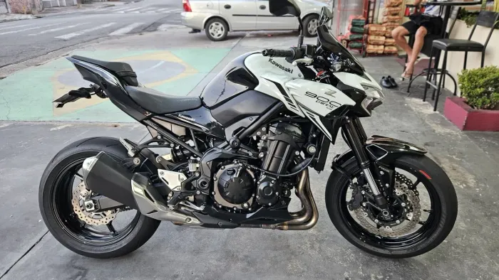 Kawasaki z900 