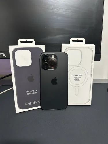 iPhone 16 pro 128gb + case Apple