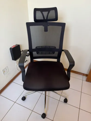 Cadeira de Escritório Ergonômica 