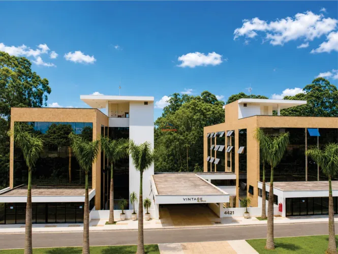 Oportunidade: Sala Comercial de 34,42m² no Condomínio em Paisagem Renoir, Cotia-SP. Invist