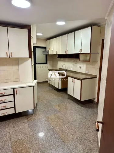 APARTAMENTO DE 150 m² À VENDA EM MOEMA  SÃO PAULO