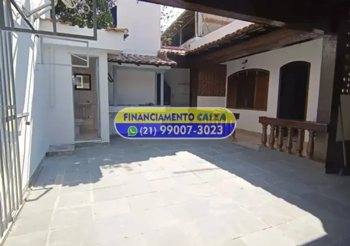 Casa grande 3 quartos,área gourmet com churrasqueira à venda em São Gonçalo