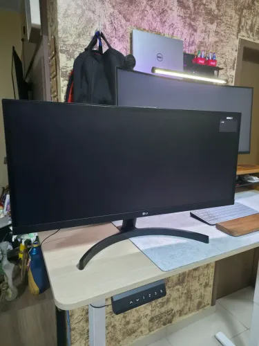 Monitor LG Ultrawide 29polegadas 75Hz - Perfeito estado