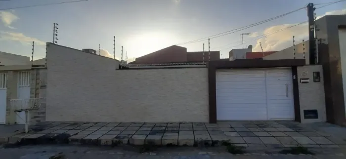 LINDA CASA NO MELHOR LUGAR DE EMAÚS, 3 QUARTOS