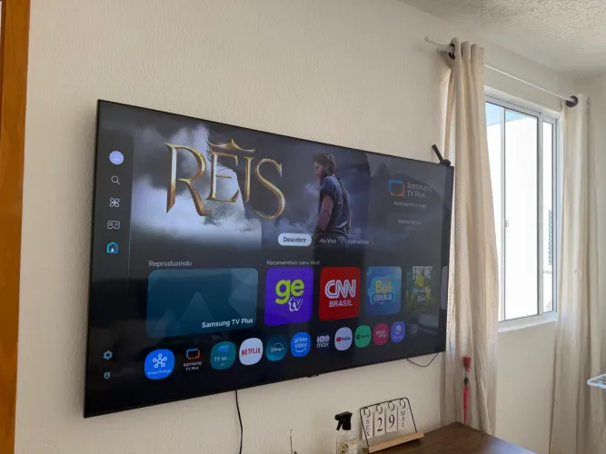 Televisão Samsung smart 65 polegadas
