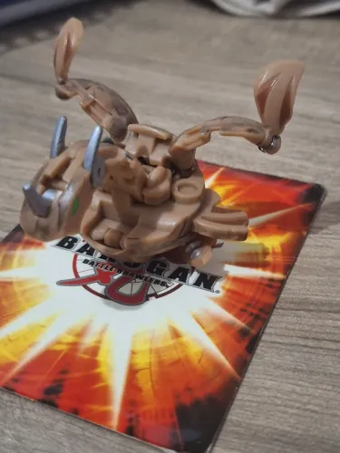 Bakugan Neo Ultra Dragonoid Subterra