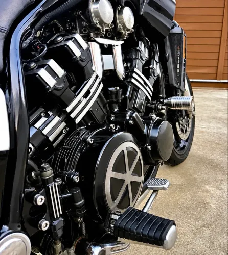 Yamaha VMAX 1200 - 99 - OPORTUNIDADE