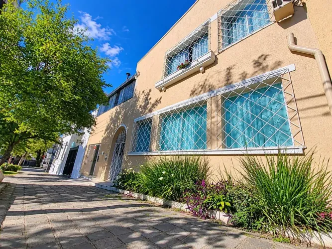 CASA RESIDENCIAL E COMERCIAL À VENDA CENTRO DE CURITIBA/PR