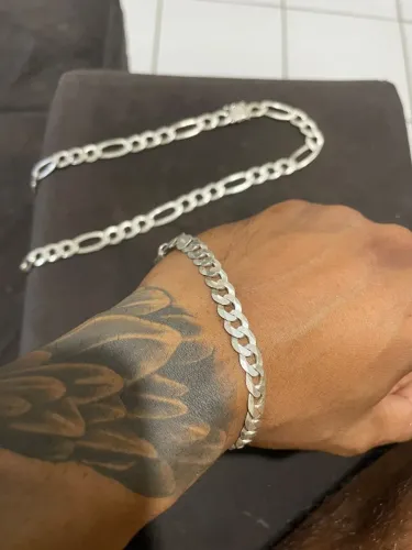 Corrente e pulseira de prata