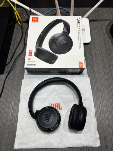 JBL Tune 520BT