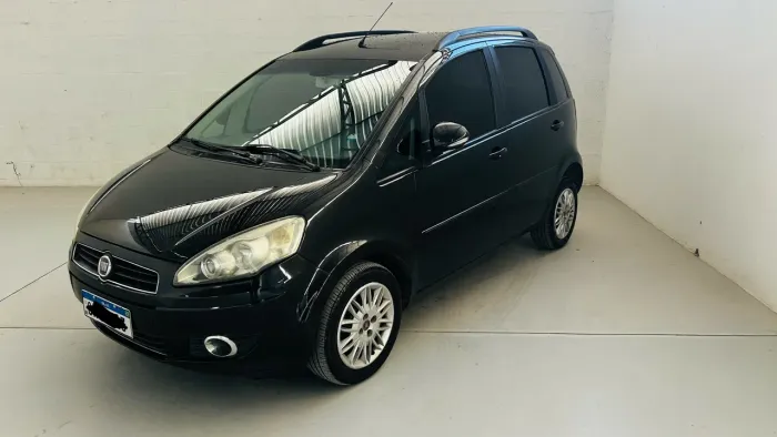 Fiat Idea Attractive 1.4 Fire Flex 8V 5P 2013