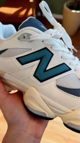 NEW BALANCE 9060 - NUNCA USADO