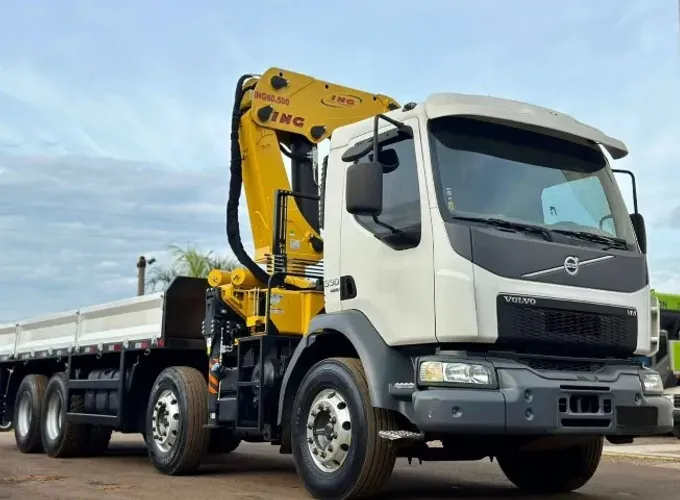 Volvo Vm 330 8x2 2017 - Munck ING 60T
