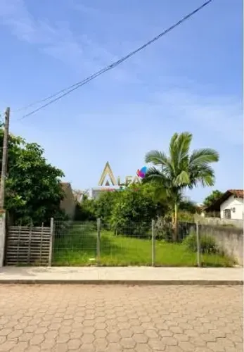 Terreno à venda no Centro de Penha/SC