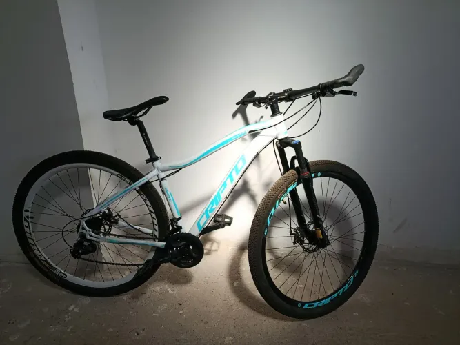 Bicicleta aro 29 +4 acessórios inclusos