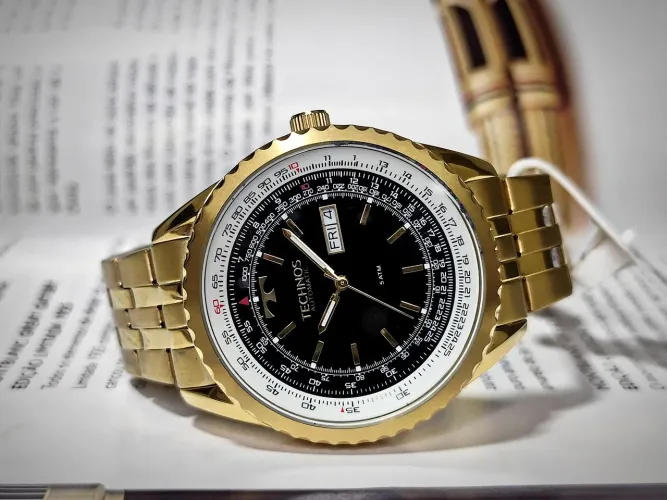 Technos Classic Navitimer Automático
