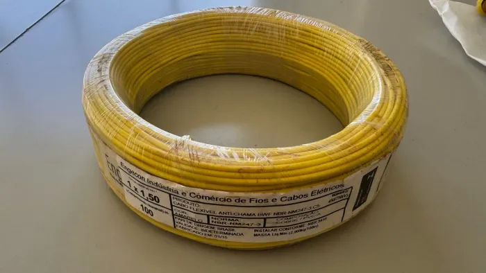 Rolo Cabo 1,5mm X 100m - Marca Engecon Cor Amarelo ( lacrado ) 