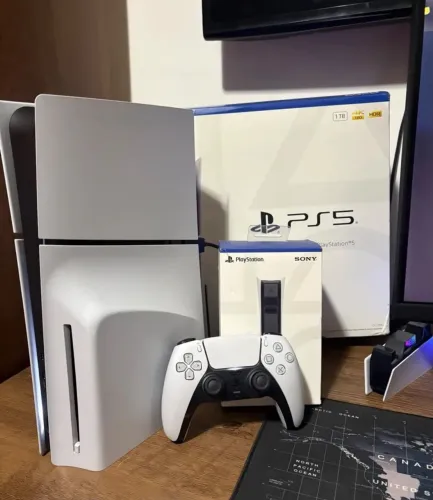 PlayStation 5 com leitor de disco