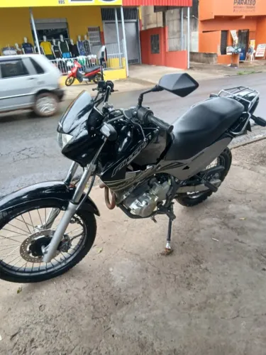 Honda Nx4 falcon 400 2007 boa moto preta valor 13.900