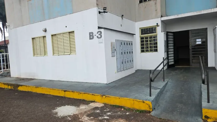 Apartamento Condomínio Orpheu Baís