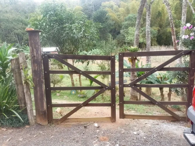 Vendo chácara de Porteira fechada