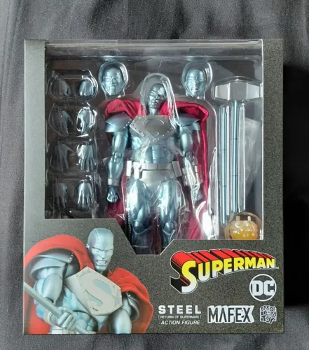 Mafex - Steel (Lacrado)