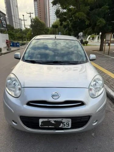 Nissan March S 1.0 16V Flex Fuel 5P 2014