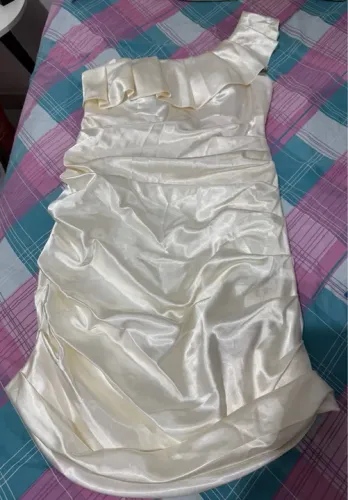 Vestido off perolado