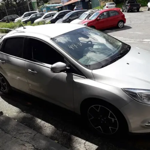 Focus 2014 Hatch Alternador Lanterna Farol Capo Motor Porta Retrovisor Airbag Sucata