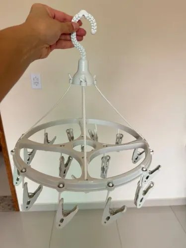 Varal de plástico redondo branco com 16 prendedores portátil