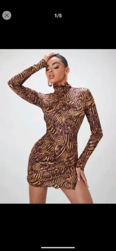 Vestido novo na etiqueta elastano Tam médio