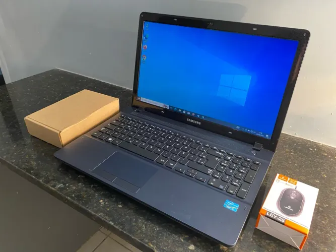 Notebook Samsung top / novíssimo e com garantia 