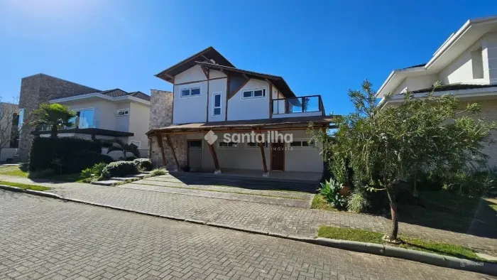 Casa em condomínio fechado com 4 dormitórios à venda, 347m² - Rio Tavares - Florianópolis/