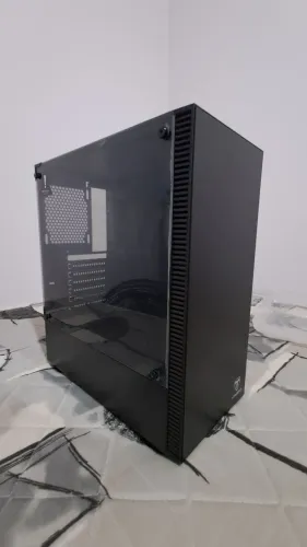 Gabinete T-Dagger com lateral de vidro