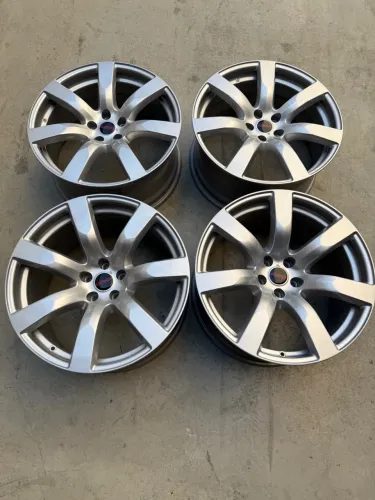 Aro 20? Nissan GTR originais forjadas Rays 9,5 e 10.5 