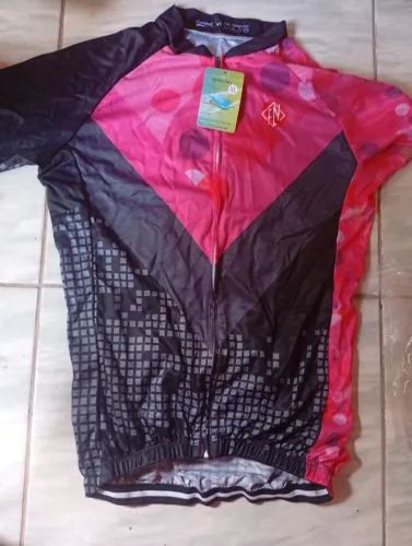 Camisa de Ciclismo XL - Design Moderno e Conforto
