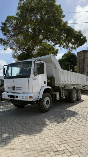 Mercedes-Benz 2726K 6x4 basculante 